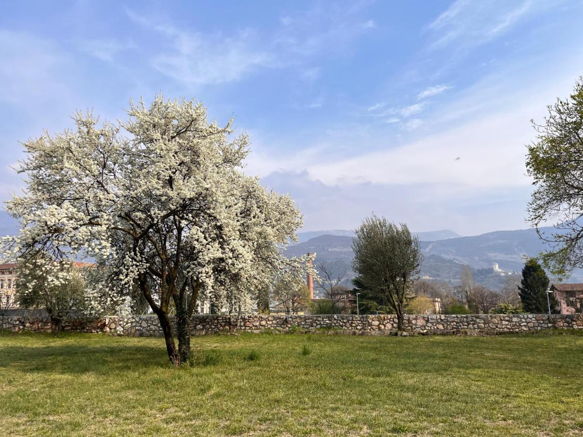 Colle Ameno Room And Breakfast Rovereto  Buitenkant foto