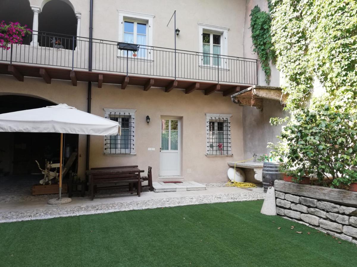 Colle Ameno Room And Breakfast Rovereto  Buitenkant foto