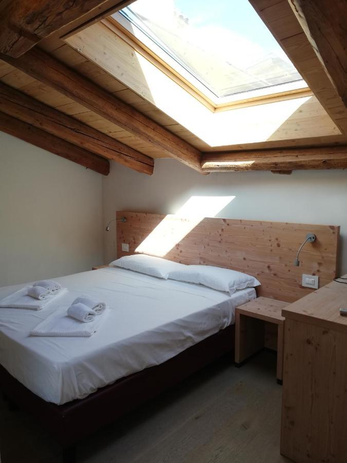 Colle Ameno Room And Breakfast Rovereto  Buitenkant foto