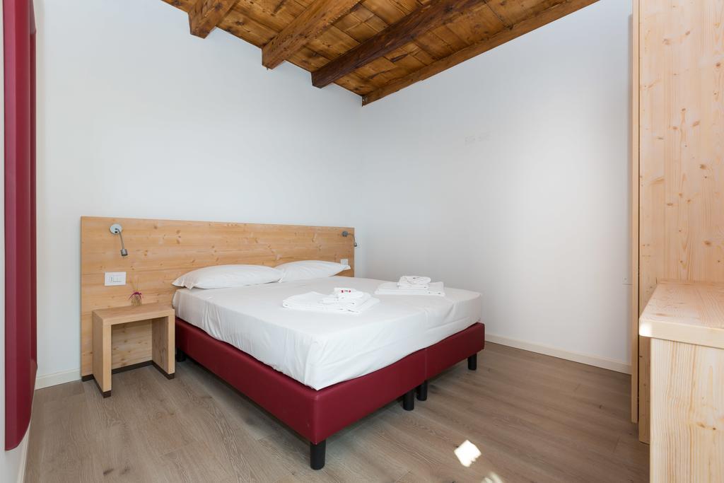 Colle Ameno Room And Breakfast Rovereto  Kamer foto