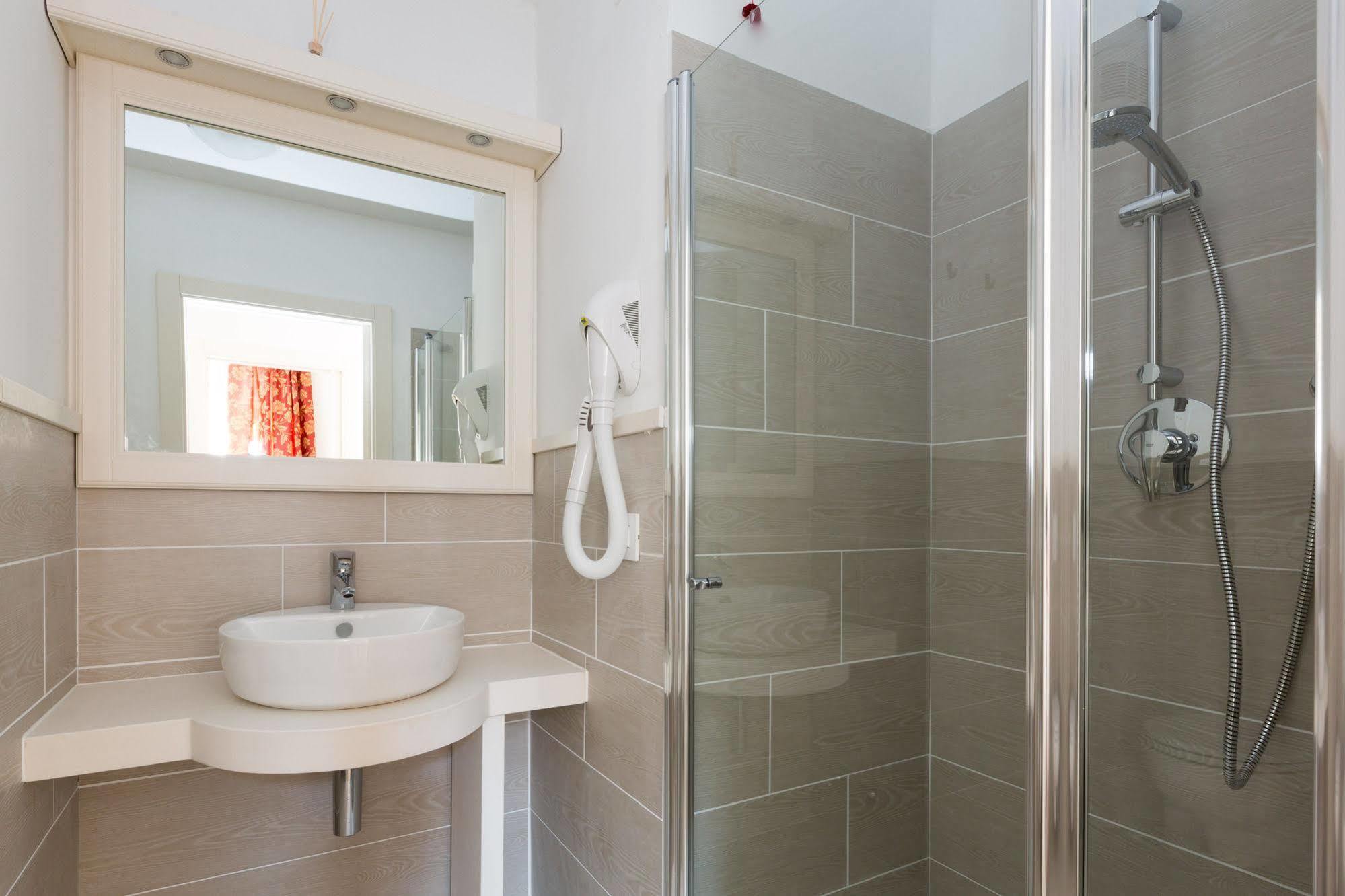 Colle Ameno Room And Breakfast Rovereto  Buitenkant foto