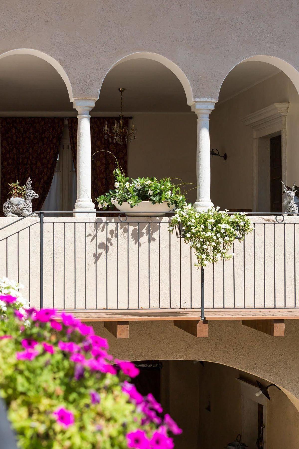 Colle Ameno Room And Breakfast Rovereto  Buitenkant foto