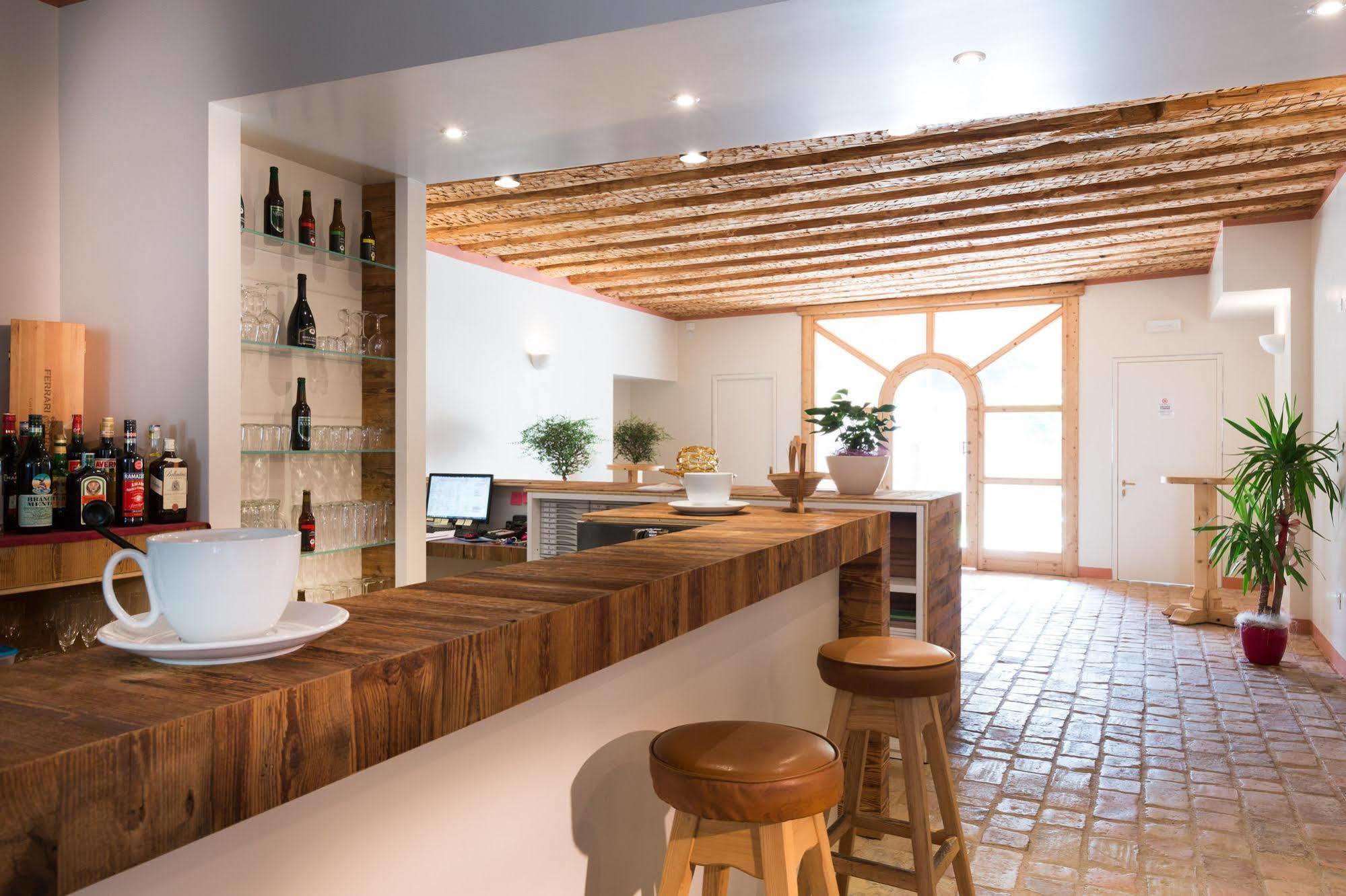 Colle Ameno Room And Breakfast Rovereto  Buitenkant foto